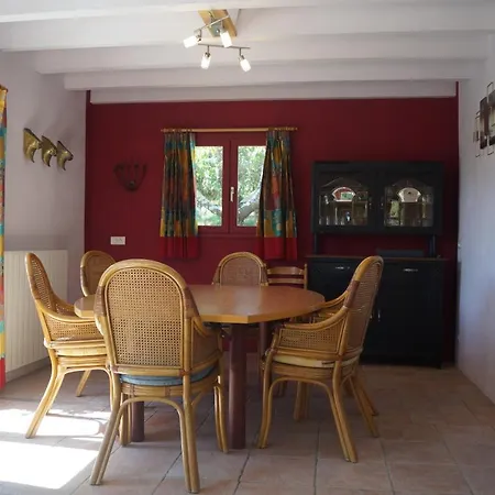 Champie Villa